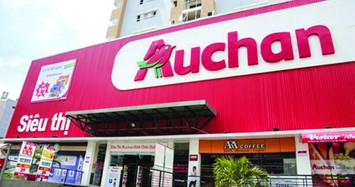 Siêu thị Auchan bị khách hàng “tố” bán trứng có dòi
