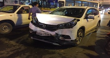 Xe Ranger chạy ngược chiều gây tai nạn liên hoàn ở Hà Nội