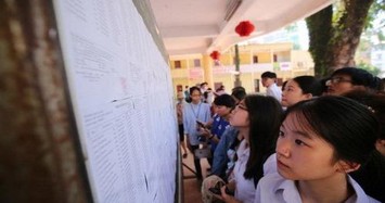 Nhiều phụ huynh sốc vì điểm thi văn lớp 10 Hà Nội thấp