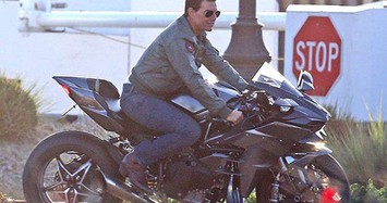 Tom Cruise "cưỡi" siêu môtô Kawasaki Ninja H2 hơn 700 triệu