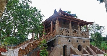 Cưỡng chế tháo dỡ "cung điện công chúa" ở Ba Vì, Hà Nội ​