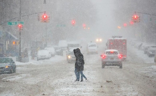 Cận cảnh bão tuyết hoành hành miền Đông nước Mỹ