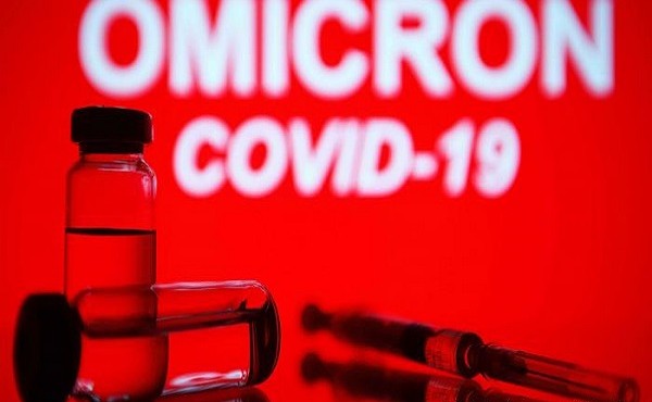 COVID-19: Người nhiễm biến chủng Omicron ít cần can thiệp y tế 