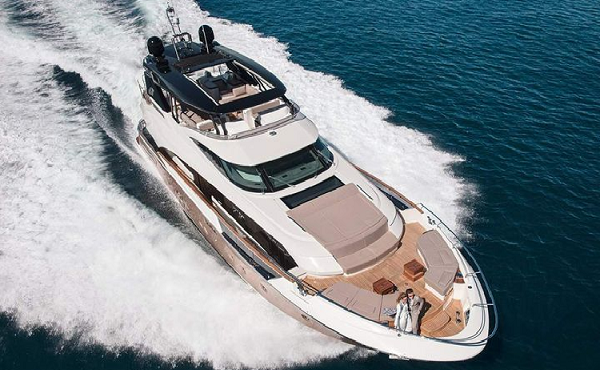 Xem du thuyền Monte Carlo Yachts MCY giá gần 250 tỷ đồng của giới siêu giàu