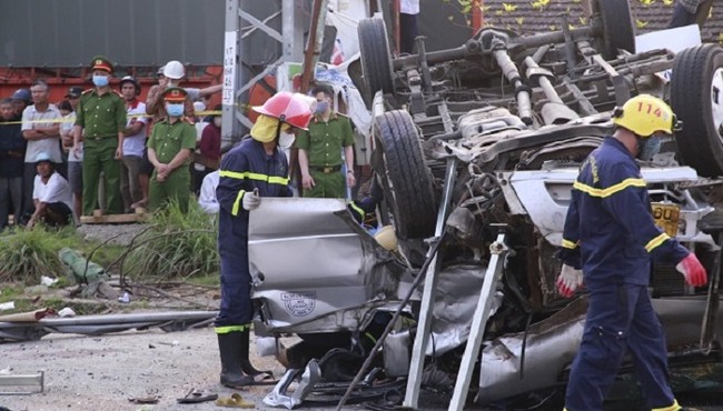 Có khởi tố vụ tai nạn thảm khốc 9 người chết tại Quảng Nam?