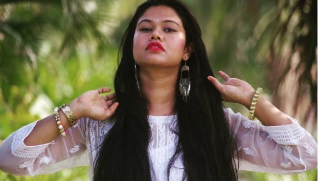 7 phương pháp bí truyền của phụ nữ Ấn Độ giúp tóc nhanh mọc 