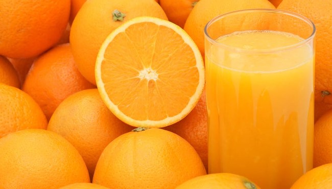 Điều kỳ diệu xảy ra khi bạn uống 1 ly nước cam mỗi ngày