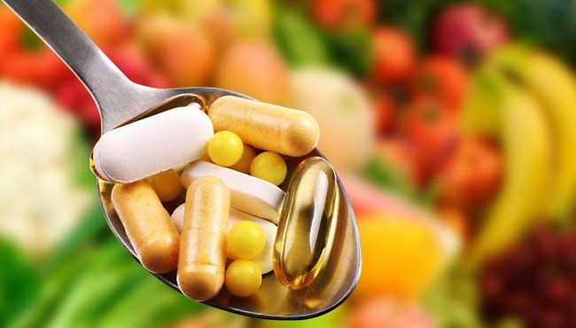 8 loại vitamin dùng kèm thuốc này không khác gì độc dược