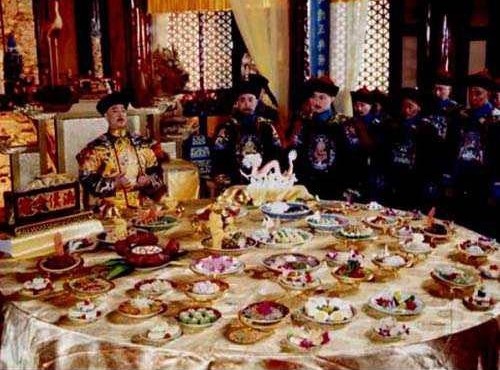 Bí mật bữa ăn cô đơn của hoàng đế trong Tử Cấm Thanh