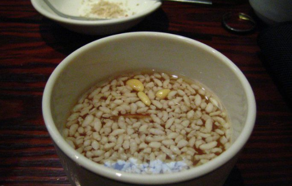 Công thức làm nước gạo Hàn Quốc thơm ngon, tốt cho tiêu hóa