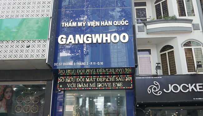 Thẩm mỹ viện Gangwhoo bị tố làm hỏng mũi, ngực khách hàng 