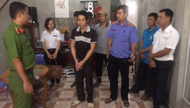 Vụ nữ sinh giao gà Điện Biên: 7 đối tượng thay nhau hãm hại nữ sinh giao gà trong phòng khách  