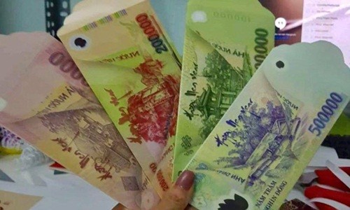 Phong bao lì xì hình tiền Việt Nam đang “hot” có phạm luật?