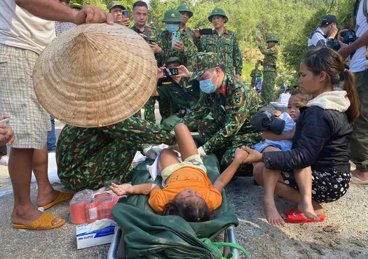 Điều kỳ diệu ở Quảng Nam: 33 người bị vùi lấp ở Trà Leng còn sống