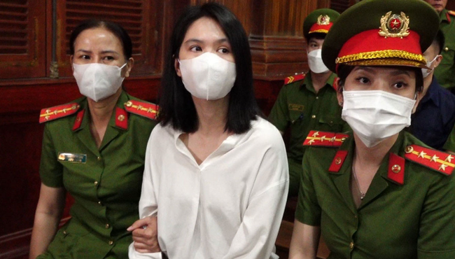 Bản án người mẫu Ngọc Trinh bị tuyên sau 3 tháng tạm giam 