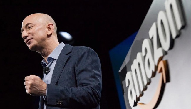 Siêu tỷ phú Jeff Bezos suýt trở thành nhân viên đánh máy fax