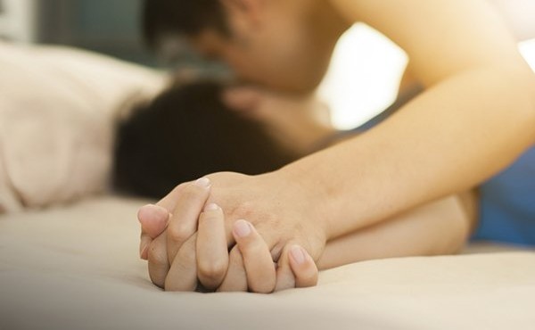 Vợ hoặc chồng bị ép quan hệ tình dục có thể bị phạt 50 triệu đồng
