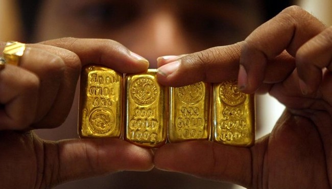 Giá vàng hôm nay: Vàng SJC quay đầu giảm 250.000 đồng/lượng