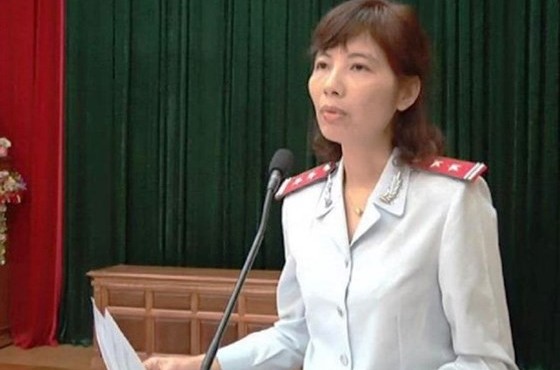 Trưởng đoàn thanh tra Bộ Xây dựng Nguyễn Thị Kim Anh bị bắt quả tang nhận hối lộ 