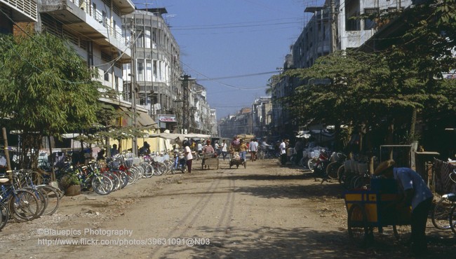 Cuộc sống ở thủ đô Campuchia ba thập niên trước cực đặc biệt