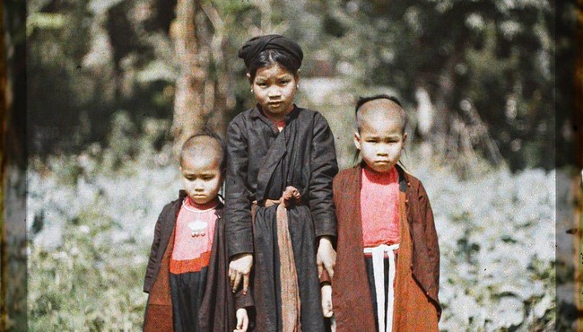 Ảnh màu hiếm có của người dân Hà Nội năm 1916