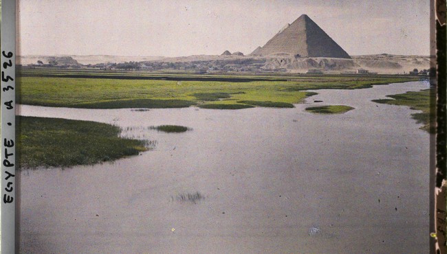 Ngắm quần thể các kim tự tháp huyền thoại ở Ai Cập năm 1914