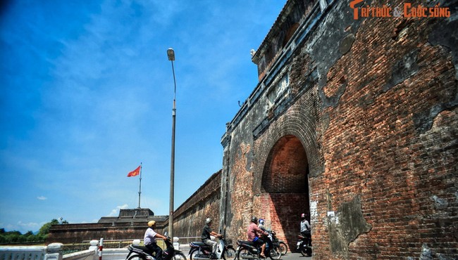 10 tòa thành cổ nổi tiếng nhất Việt Nam