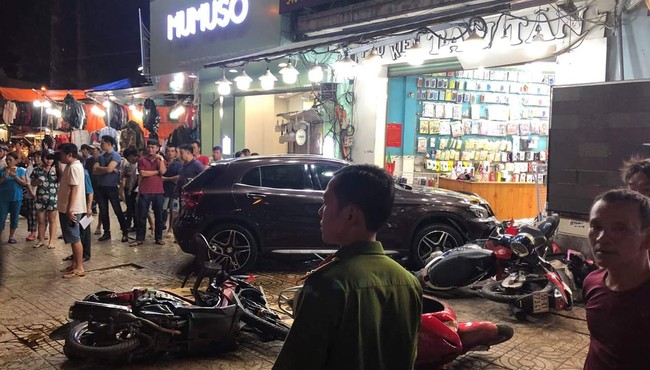 Người phụ nữ điều khiển xe điên Mercedes gây tai nạn hàng loạt ở Sài Gòn là ai?