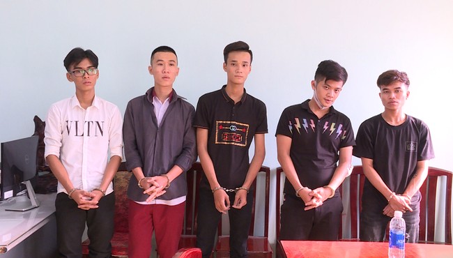 Nhóm thanh thiếu niên từ Sài Gòn xuống nhiều tỉnh thành cướp giật táo tợn