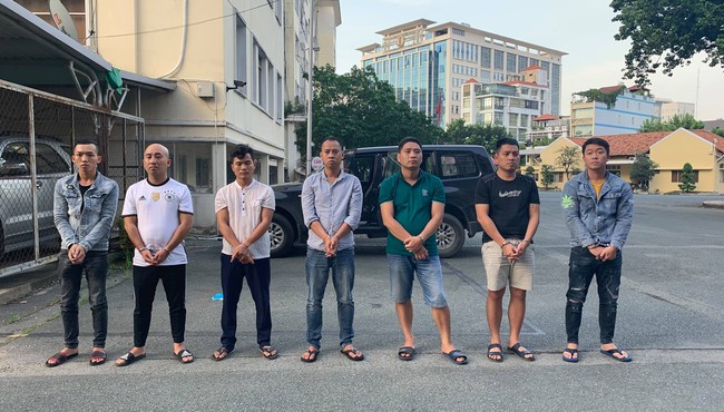 Gia đình doanh nhân ở Sài Gòn bị bắt cóc, cướp 35 tỷ đồng trên cao tốc