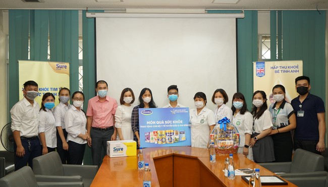 “Bạn khỏe mạnh, Việt Nam khỏe mạnh“: Vinamilk trao tặng món quà đặc biệt