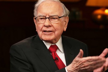 Warren Buffett chi kỷ lục 9 tỷ USD mua lại cổ phiếu Berkshire Hathaway