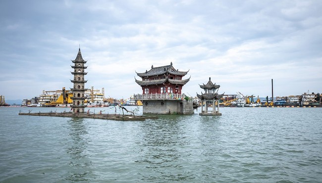 Video: Bí ẩn cung điện dưới nước mỗi năm chỉ xuất hiện 1 lần ở Trung Quốc