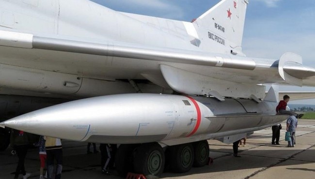 Xem tên lửa 'sát thủ' của Nga khiến Ukraine bất lực, Mỹ cũng 'lạnh gáy'