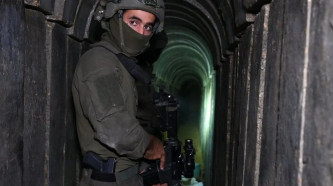 Xem cảnh Quân đội Israel bơm nước biển làm ngập đường hầm của Hamas
