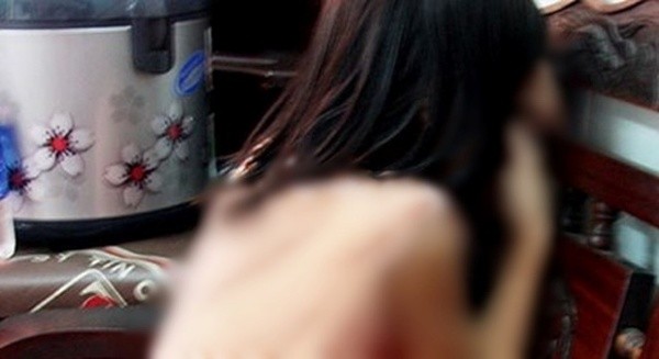  Quận Bình Tân vào cuộc vụ nghi án bảo vệ dâm ô bé gái trong nhà vệ sinh trường