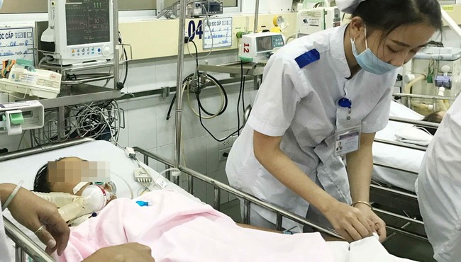 Vì sao bé gái 3 tuổi tử vong sau 4 giờ ở Bệnh viện Nhi Đồng 2?