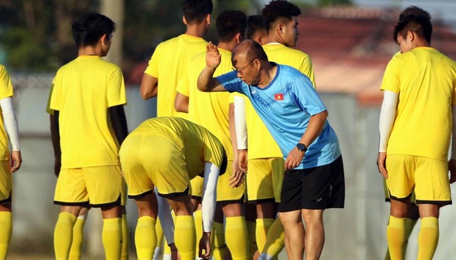 HLV Park phạt 2 tuyển thủ U23 Việt Nam vì vi phạm nội quy 