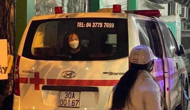 Đang làm rõ vụ bệnh viện ở Hà Nội cách li bệnh nhân trên xe cứu thương suốt 16 giờ 