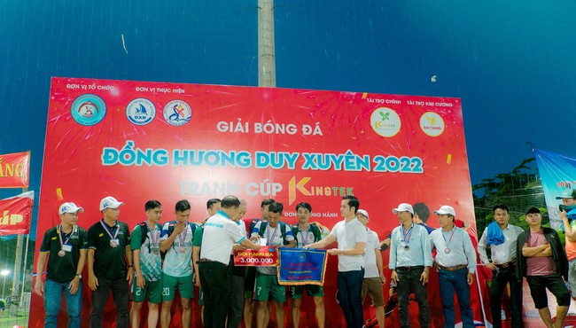 Công ty Kingtek tài trợ chính giải bóng đá Hội đồng hương Duy Xuyên 