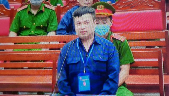 'Trùm' buôn 200 triệu lít xăng lậu Phan Thanh Hữu kéo con trai vào vòng lao lý như thế nào?