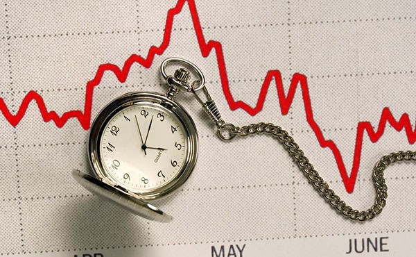 Sell in May: Cổ phiếu nào thường tăng trong tháng 5? 