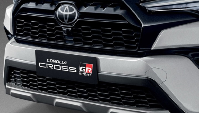 Toyota Corolla Cross 1.8 Sport Plus 2023 giá từ 697 triệu đồng tại Thái Lan