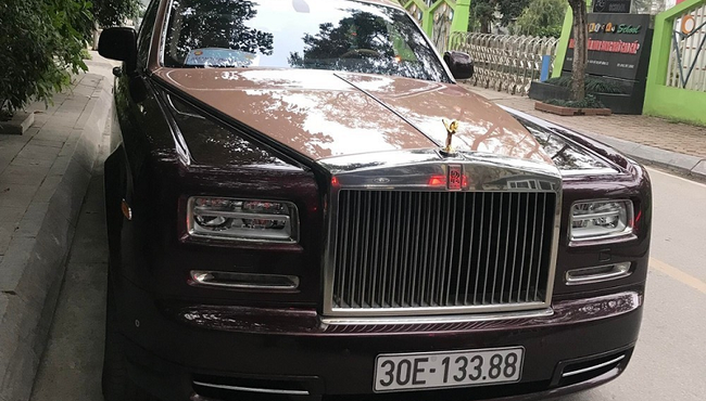 Siêu xe Rolls-Royce Phantom Sacred Fire của ông Trịnh Văn Quyết vẫn chưa có ai mua