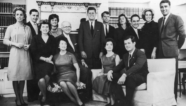 'Lời nguyền' nghiệt ngã đeo bám gia tộc Kennedy danh tiếng