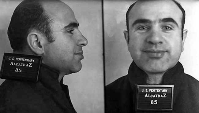 Ông trùm Al Capone và cuộc sống ngục tù cực sốc