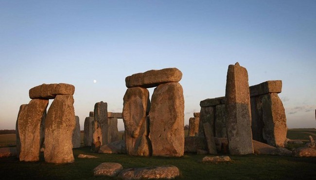 Hé lộ người bỏ tiền mua bãi đá cổ Stonehenge và tặng cho nước Anh