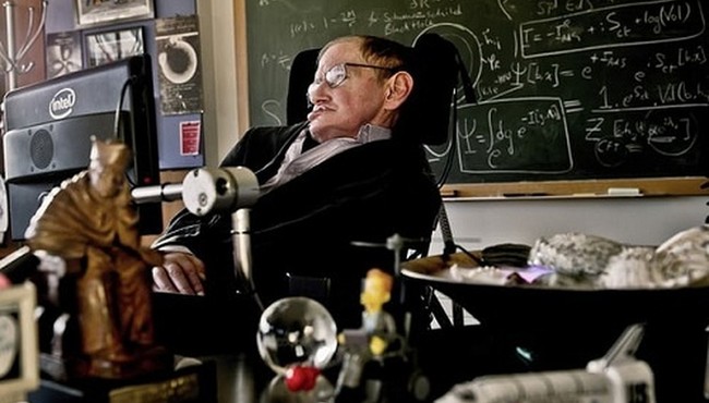 Cỗ máy thời gian dưới góc nhìn của thiên tài vật lý Stephen Hawking 