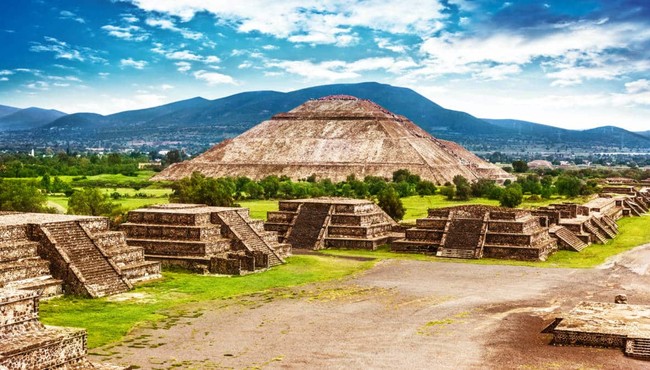 Thành phố Teotihuacan - 'nơi ở của các vị thần'