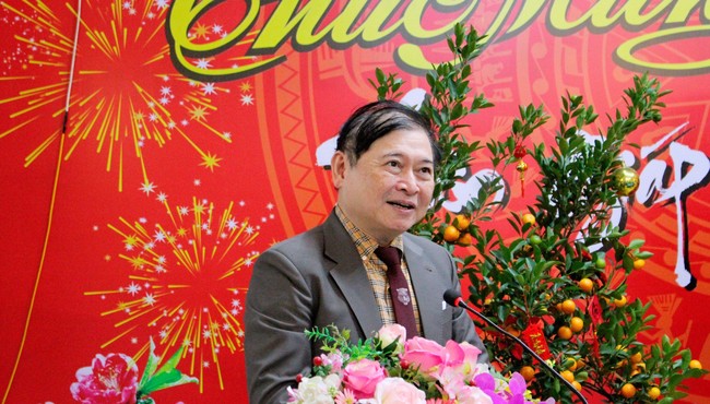 Chủ tịch VUSTA Phan Xuân Dũng chúc mừng ngày Thầy thuốc Việt Nam